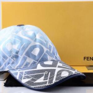 Boné Fendi