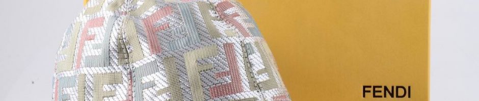 Boné Fendi