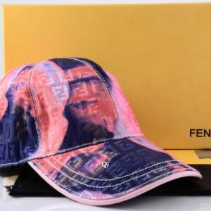 Boné Fendi