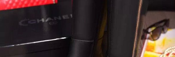 Bota de Couro Chanel