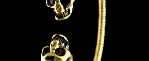 Bracelete com caveira Alexander MCQueen