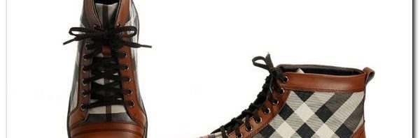 Burberry Bota Casual Masc. Burberry