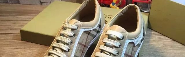 Burberry Tênis Couro Burberry