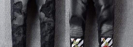 Calça Jeans com detalhe flor Off White
