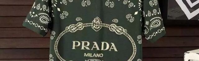 Camiseta Prada