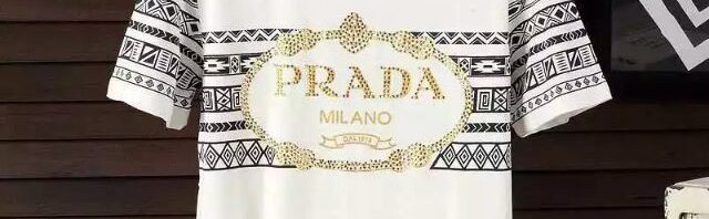 Camiseta Prada