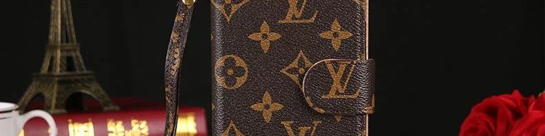 Capas Louis Vuitton Iphone