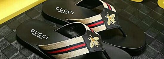 Chinelo abelha Gucci