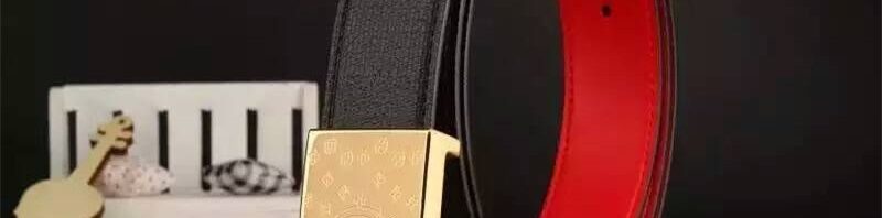 Cinto Fivela Dourada Louis Vuitton