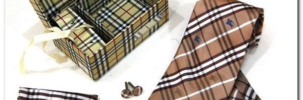 Gravata+Lenço+Abotoaduras Burberry