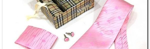 Kit Gravata+Lenço+Abotoaduras Burberry