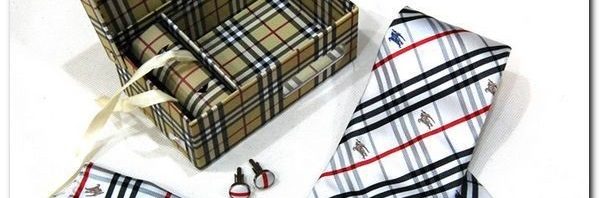 Kit Gravata+Lenço+Abotoaduras Burberry