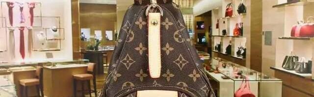 Pochete Louis Vuitton