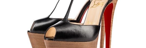 Sandália Christian Louboutin Amy 16cm.