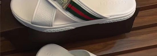 Sandália branca Gucci