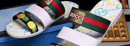 Sandália couro Gucci