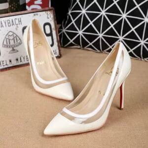 Sapato Alto Christian Louboutin 10cm.