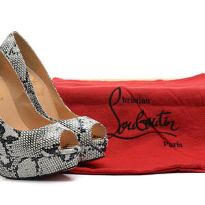 Sapato Alto Christian Louboutin 14cm.