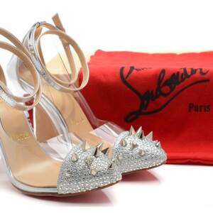 Sapato Christian Louboutin 16cm.