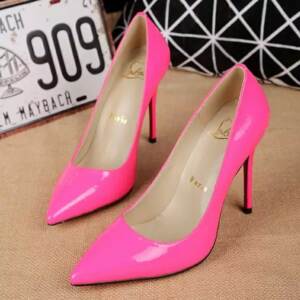 Sapato Pigalle Christian Louboutin 10cm.