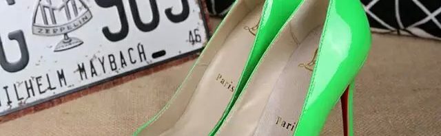 Sapato Salto Alto Verde Christian Louboutin 15cm.
