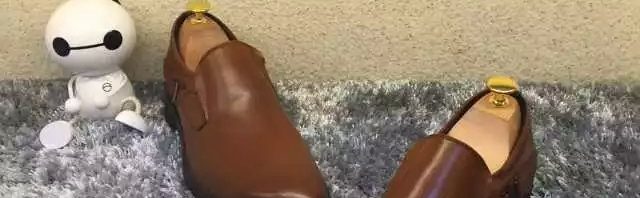 Sapato de Couro Prada