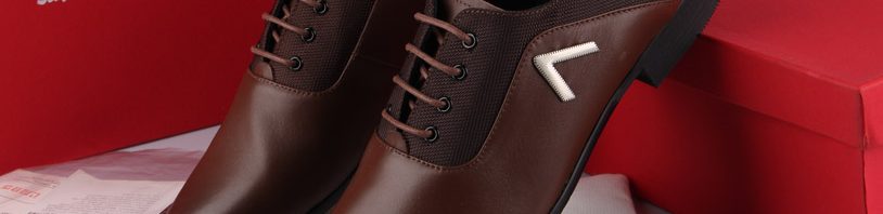 Sapato de Couro Salvatore Ferragamo