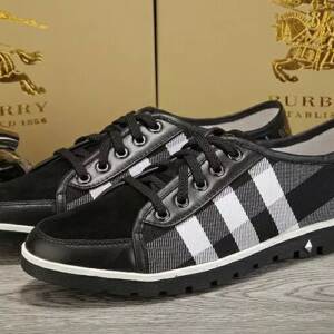 Tênis Burberry