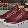 Tênis cano alto de couro Gucci
