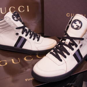 Tênis cano alto de couro Gucci