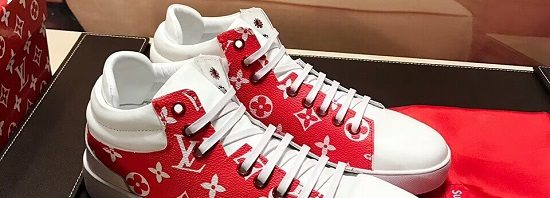 Tênis couro Louis Vuitton x Supreme