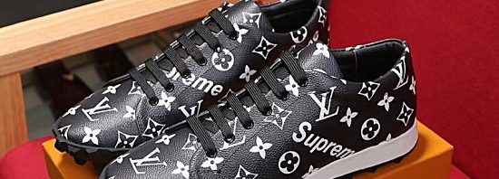 Tênis couro Louis Vuitton x Supreme