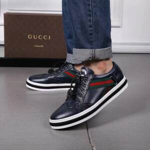 Tênis masc. de couro Gucci