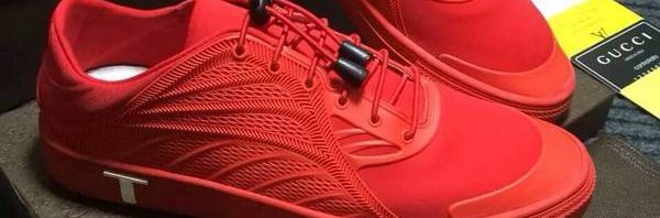 Tênis vermelho Gucci